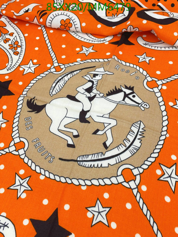 Hermes-Scarf Code: MM6479 $: 85USD