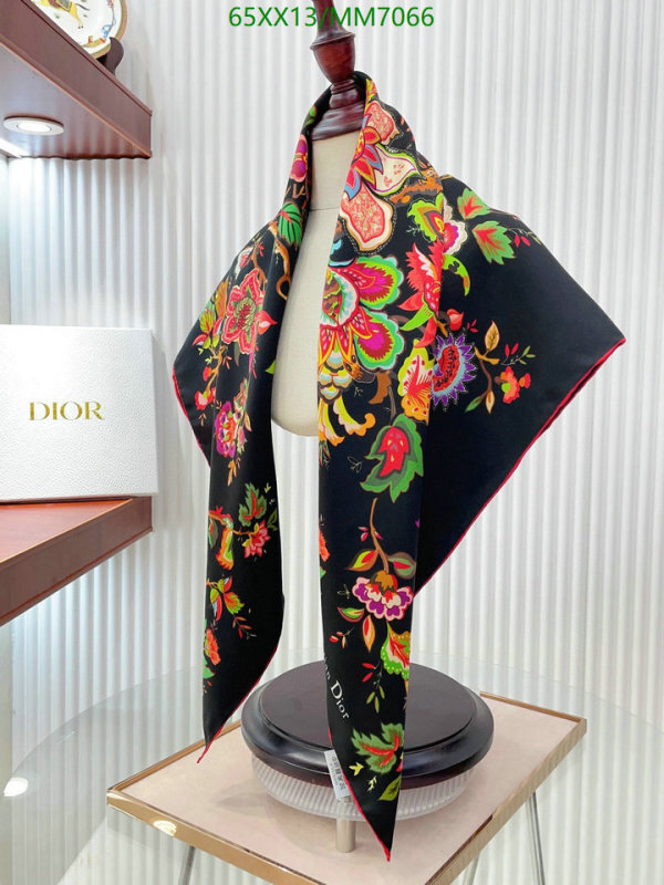 Dior-Scarf Code: MM7066 $: 65USD