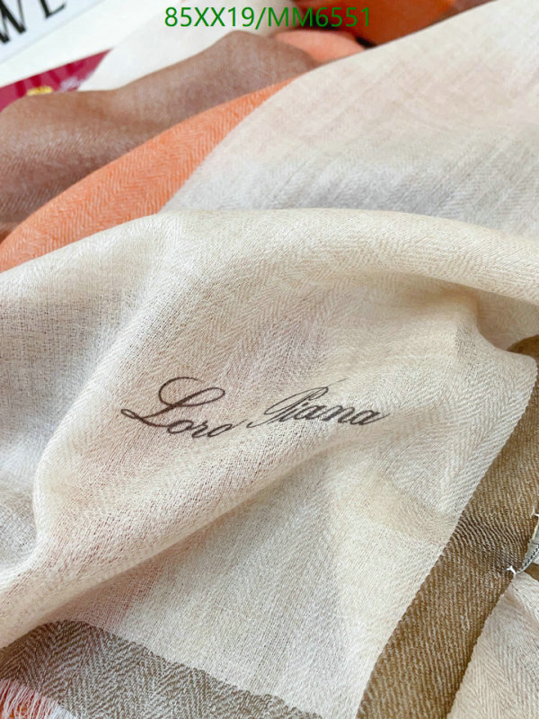 Loro Piana-Scarf Code: MM6551 $: 85USD
