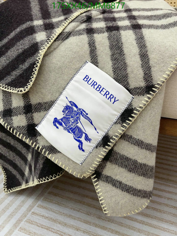 Burberry-Scarf Code: MM6877 $: 175USD