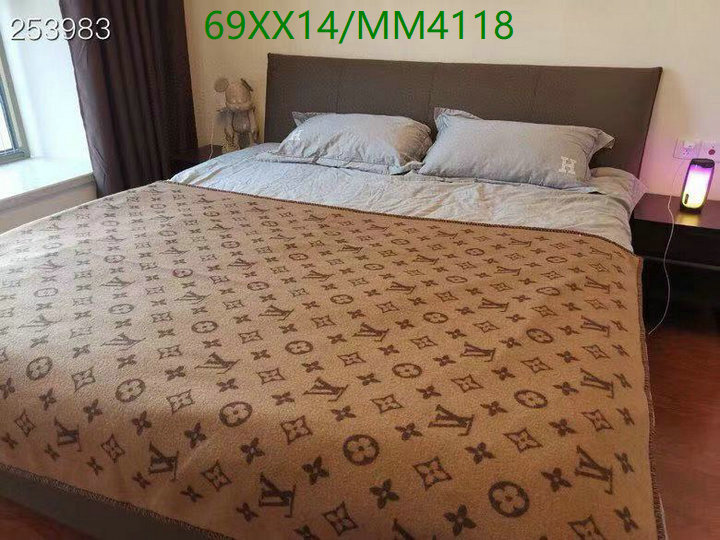 LV-Scarf Code: MM4118 $: 69USD