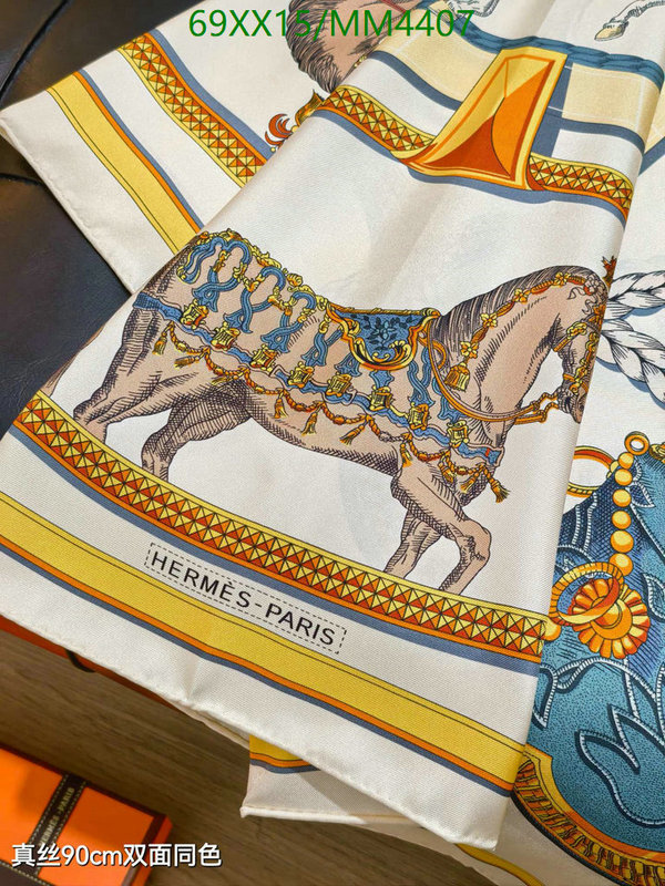 Hermes-Scarf Code: MM4407 $: 69USD