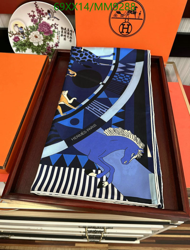 Hermes-Scarf Code: MM9288 $: 69USD