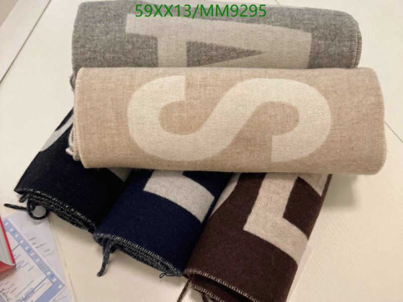 Jacquemus-Scarf Code: MM9295 $: 59USD