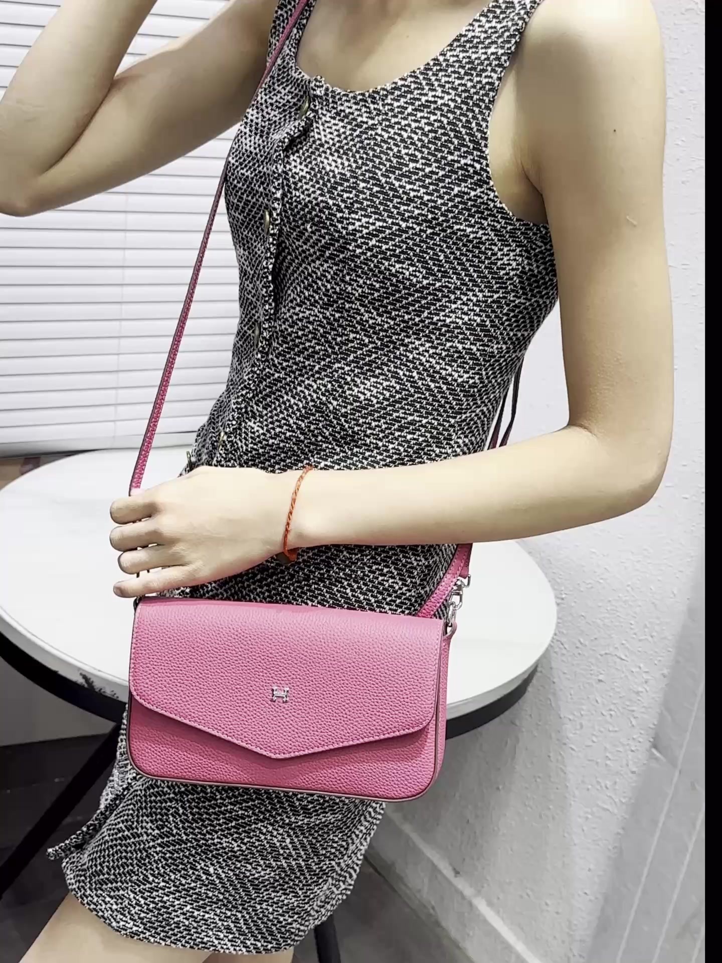 Hermes-Bag-4A Quality Code: MB9564 $: 65USD