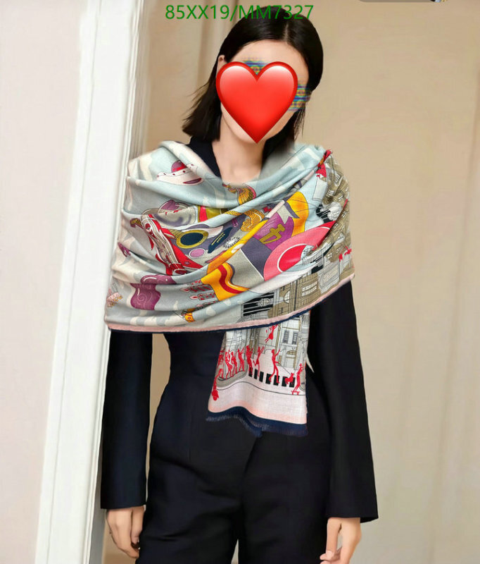 Hermes-Scarf Code: MM7327 $: 85USD