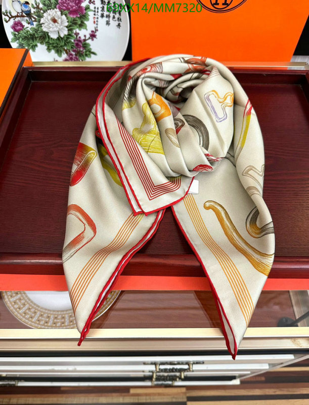 Hermes-Scarf Code: MM7320 $: 69USD