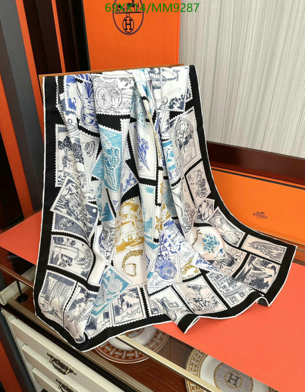 Hermes-Scarf Code: MM9287 $: 69USD