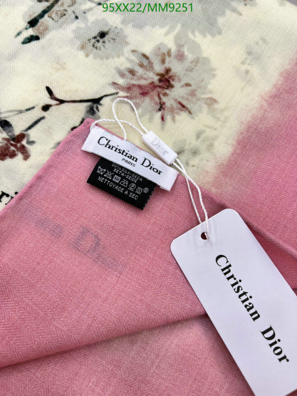 Dior-Scarf Code: MM9251 $: 95USD