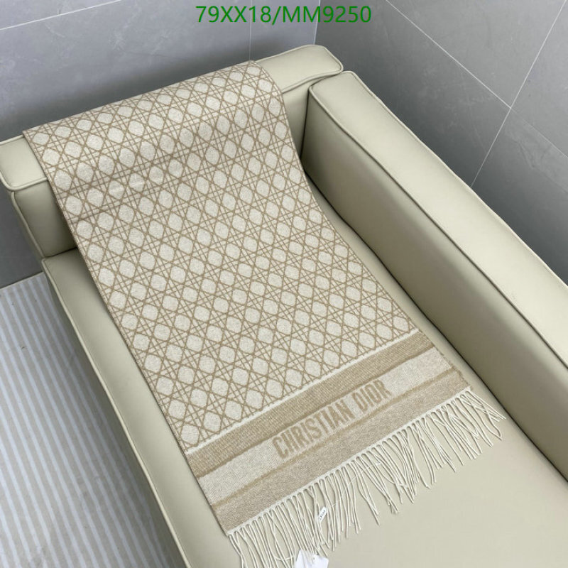 Dior-Scarf Code: MM9250 $: 79USD