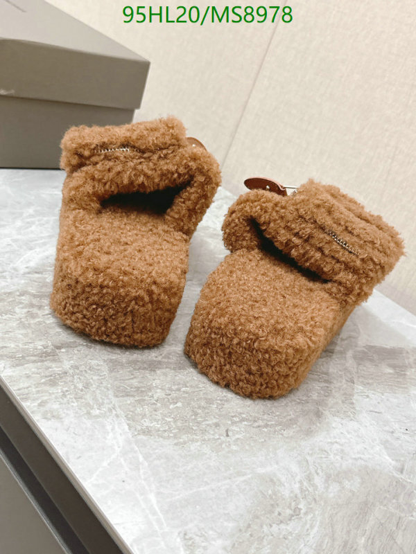 Balenciaga-Women Shoes Code: MS8978 $: 95USD