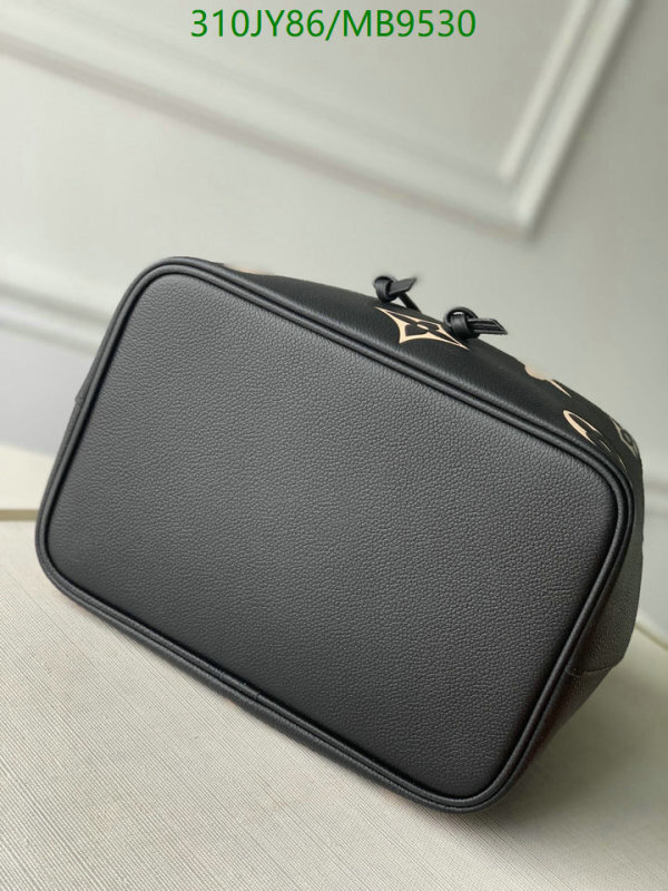 LV-Bag-Mirror Quality Code: MB9530 $: 310USD