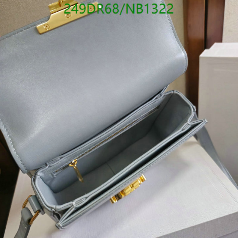 Celine-Bag-Mirror Quality Code: NB1322 $: 249USD