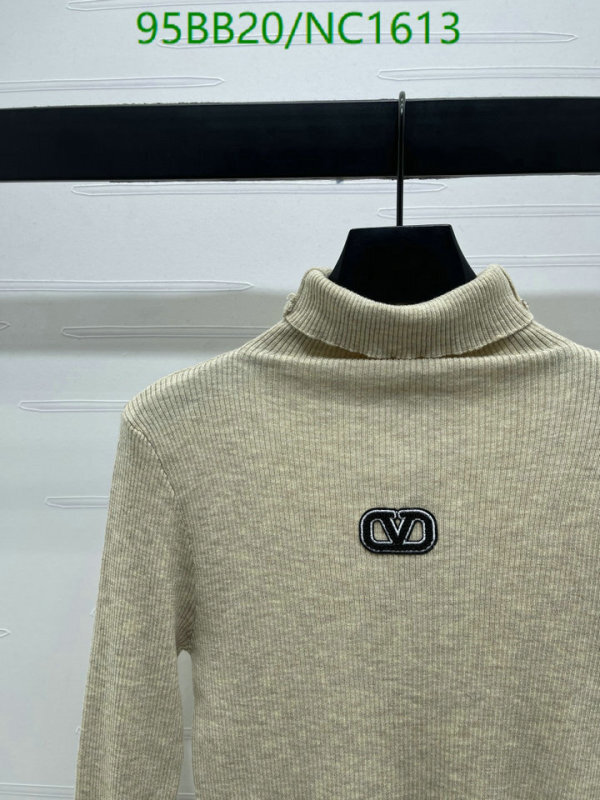 Valentino-Clothing Code: NC1613 $: 95USD
