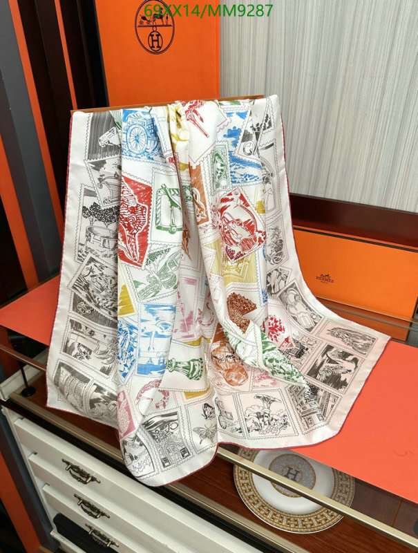 Hermes-Scarf Code: MM9287 $: 69USD