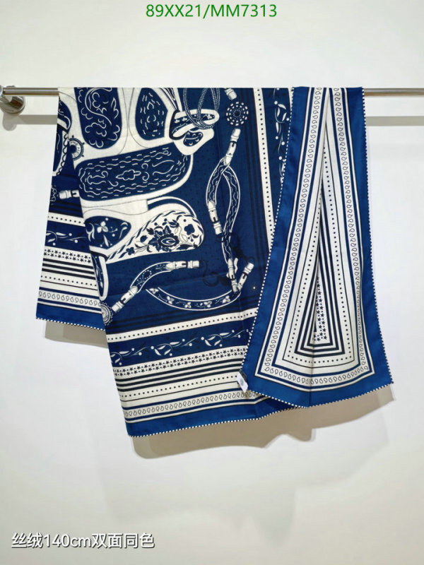 Hermes-Scarf Code: MM7313 $: 89USD