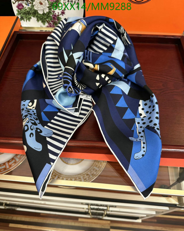 Hermes-Scarf Code: MM9288 $: 69USD