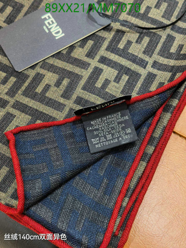 Fendi-Scarf Code: MM7070 $: 89USD