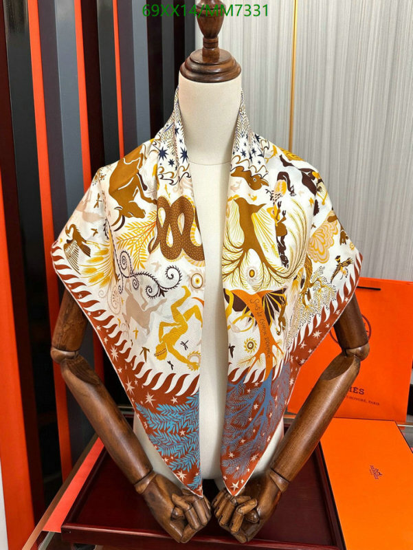 Hermes-Scarf Code: MM7331 $: 69USD