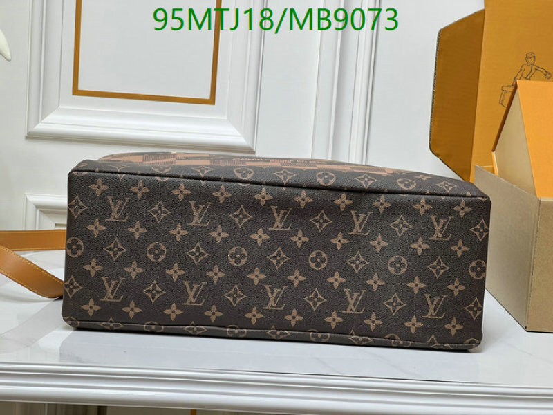 LV-Bag-4A Quality Code: MB9073 $: 95USD