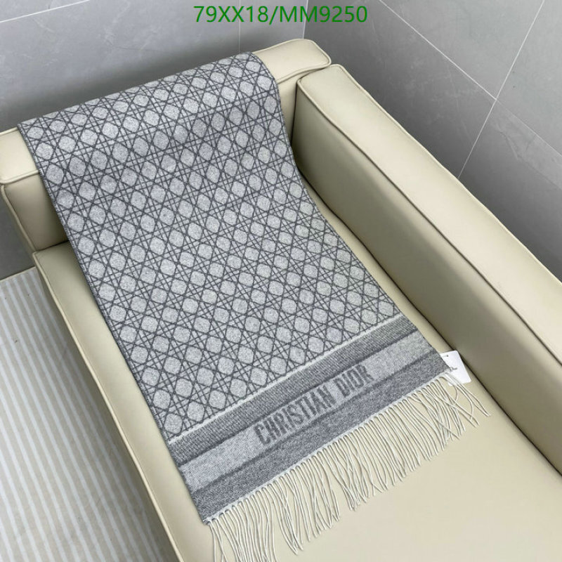 Dior-Scarf Code: MM9250 $: 79USD