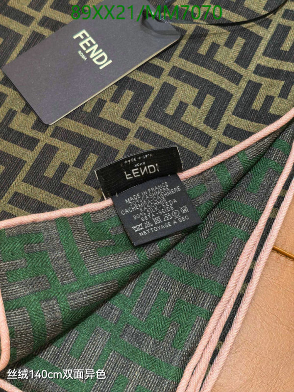 Fendi-Scarf Code: MM7070 $: 89USD