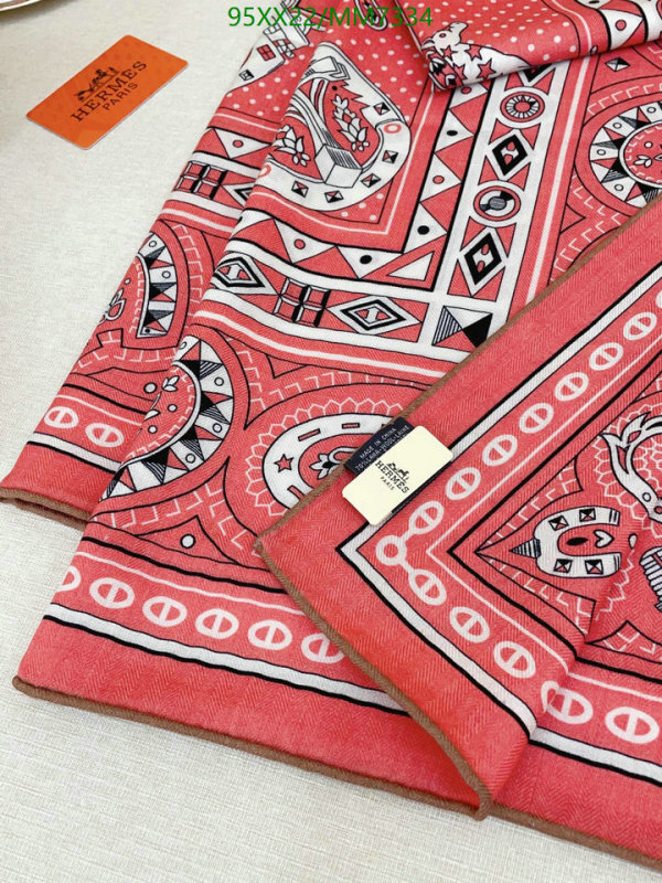 Hermes-Scarf Code: MM7334 $: 95USD