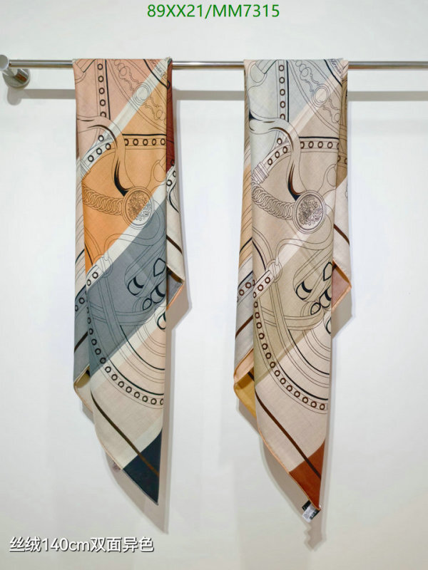 Hermes-Scarf Code: MM7315 $: 89USD