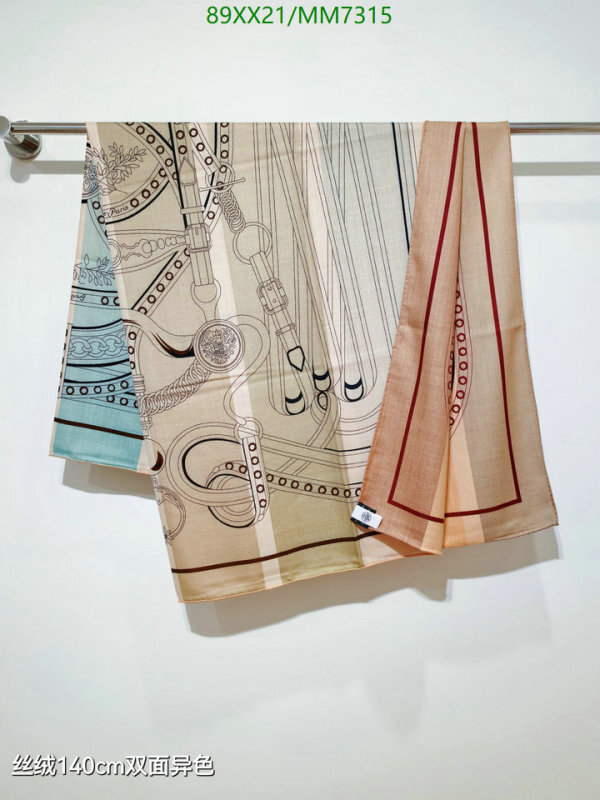 Hermes-Scarf Code: MM7315 $: 89USD