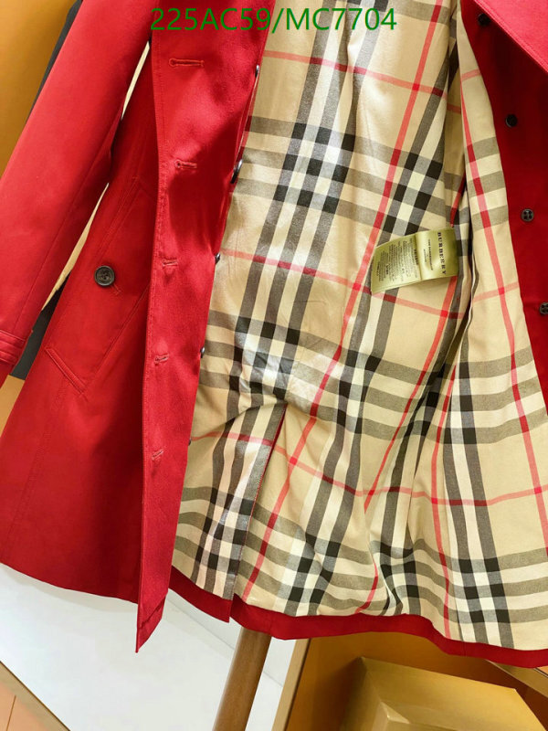 Burberry-Down jacket Women Code: MC7704 $: 225USD