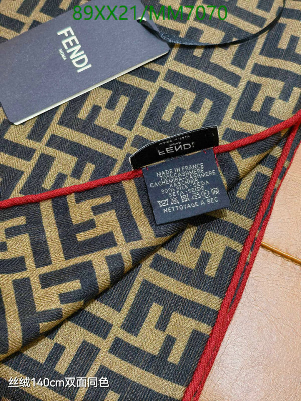 Fendi-Scarf Code: MM7070 $: 89USD