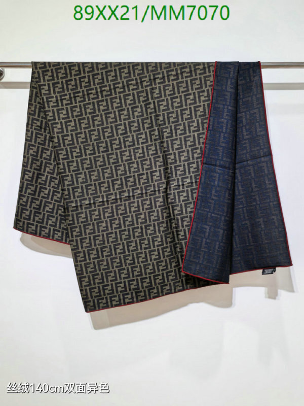 Fendi-Scarf Code: MM7070 $: 89USD
