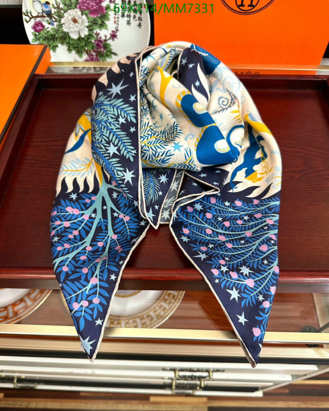 Hermes-Scarf Code: MM7331 $: 69USD