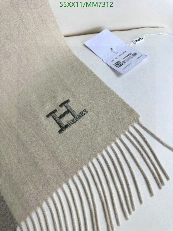 Hermes-Scarf Code: MM7312 $: 55USD