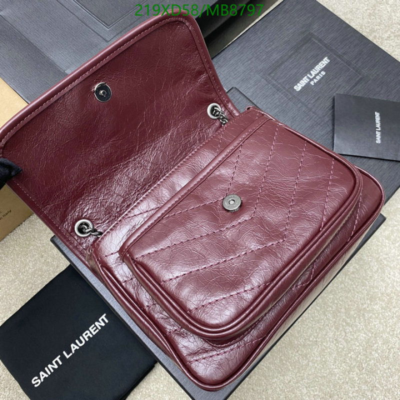 YSL-Bag-Mirror Quality Code: MB8797 $: 219USD