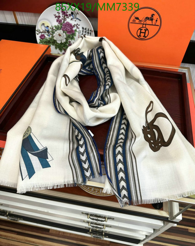 Hermes-Scarf Code: MM7339 $: 85USD