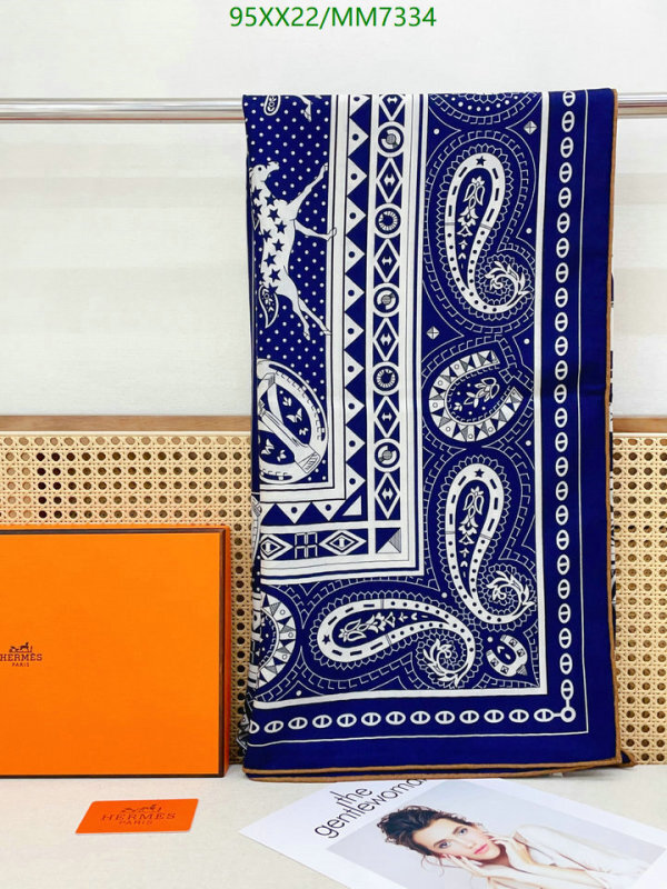 Hermes-Scarf Code: MM7334 $: 95USD