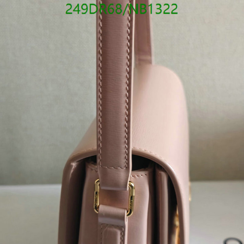 Celine-Bag-Mirror Quality Code: NB1322 $: 249USD