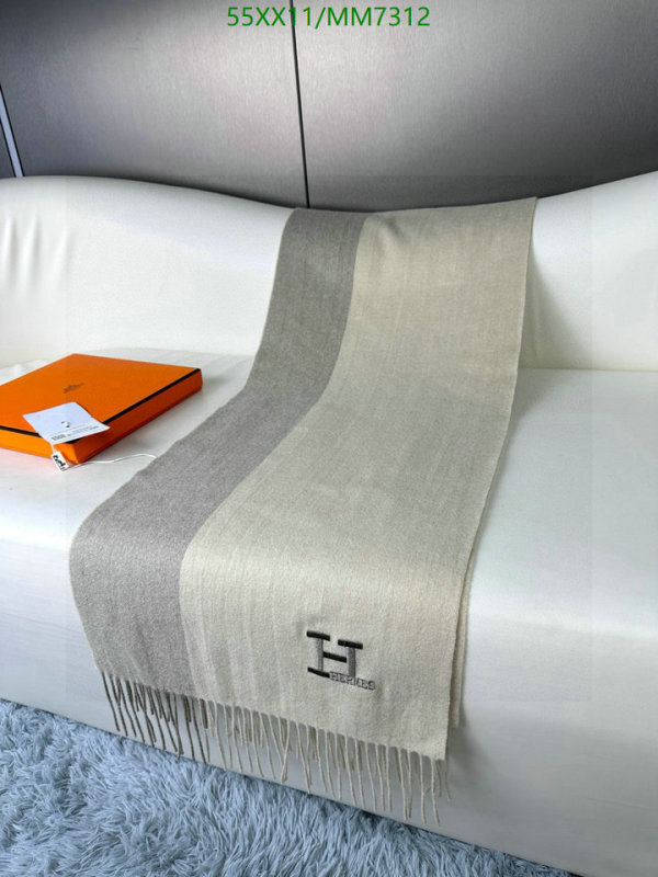 Hermes-Scarf Code: MM7312 $: 55USD
