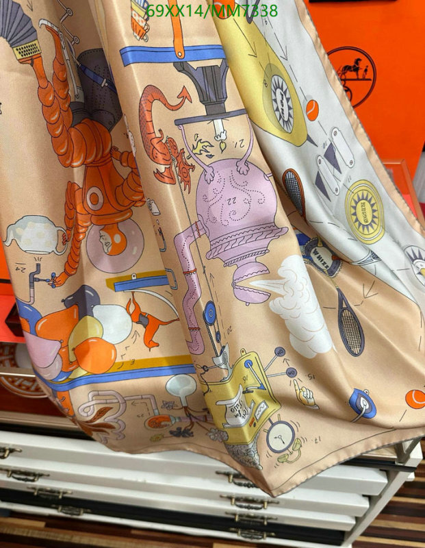 Hermes-Scarf Code: MM7338 $: 69USD