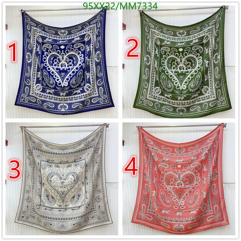 Hermes-Scarf Code: MM7334 $: 95USD