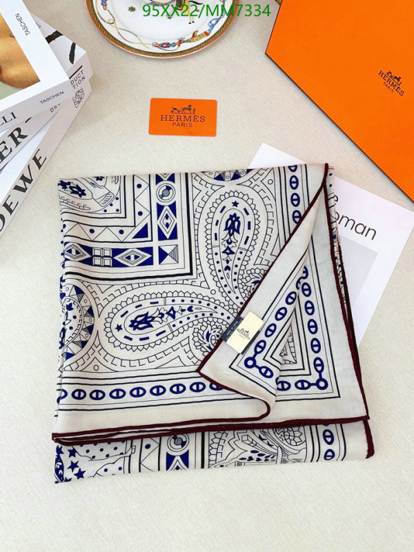 Hermes-Scarf Code: MM7334 $: 95USD