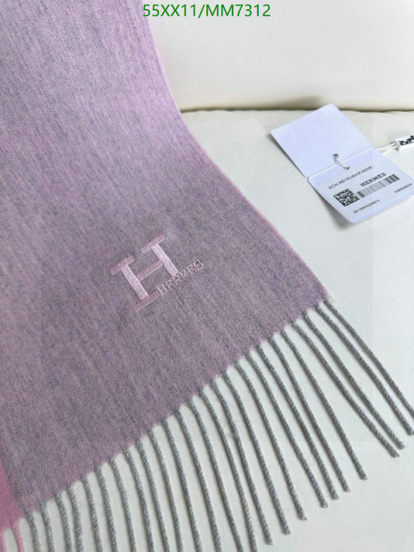 Hermes-Scarf Code: MM7312 $: 55USD