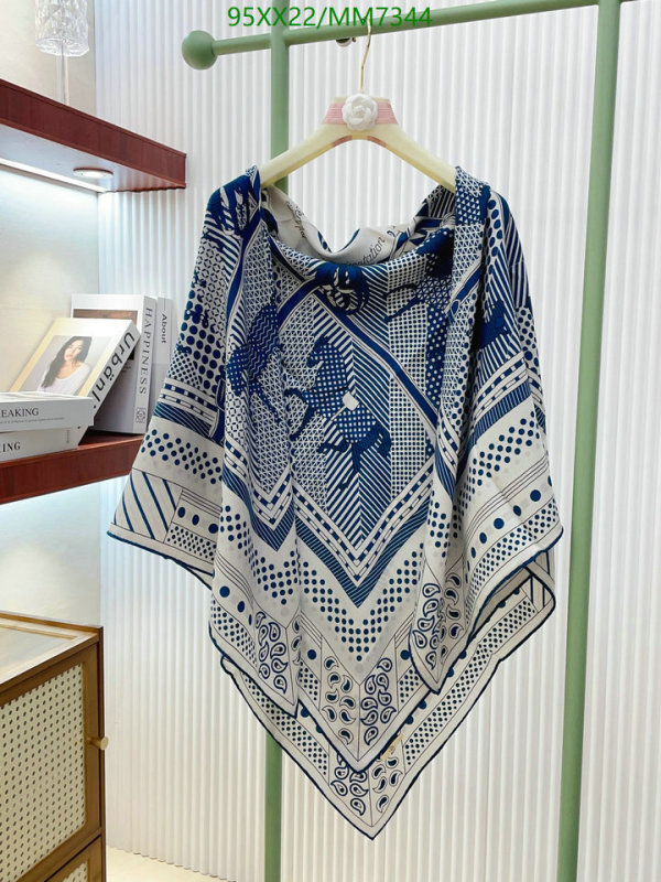 Hermes-Scarf Code: MM7344 $: 95USD