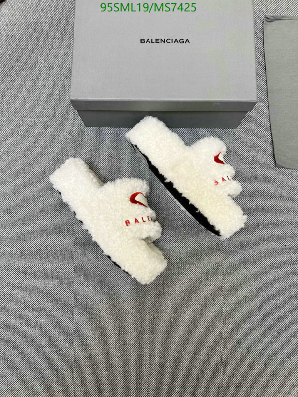 Balenciaga-Women Shoes Code: MS7425 $: 95USD