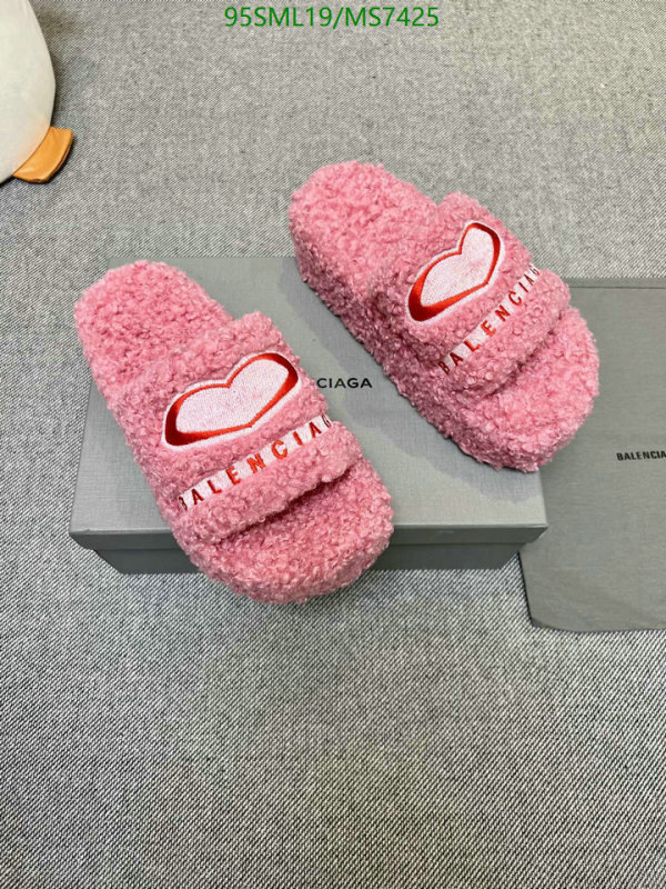 Balenciaga-Women Shoes Code: MS7425 $: 95USD