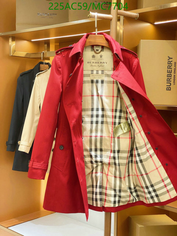 Burberry-Down jacket Women Code: MC7704 $: 225USD