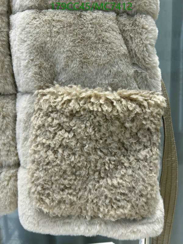Moncler-Down jacket Women Code: MC7412 $: 179USD