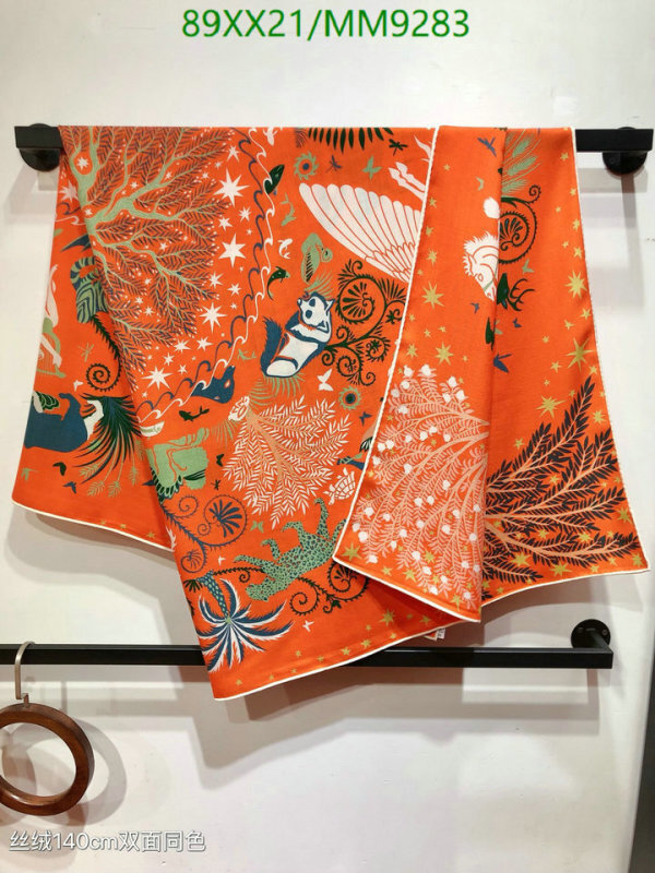Hermes-Scarf Code: MM9283 $: 89USD
