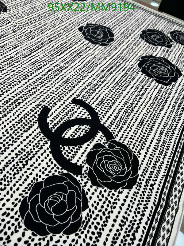 Chanel-Scarf Code: MM9194 $: 95USD